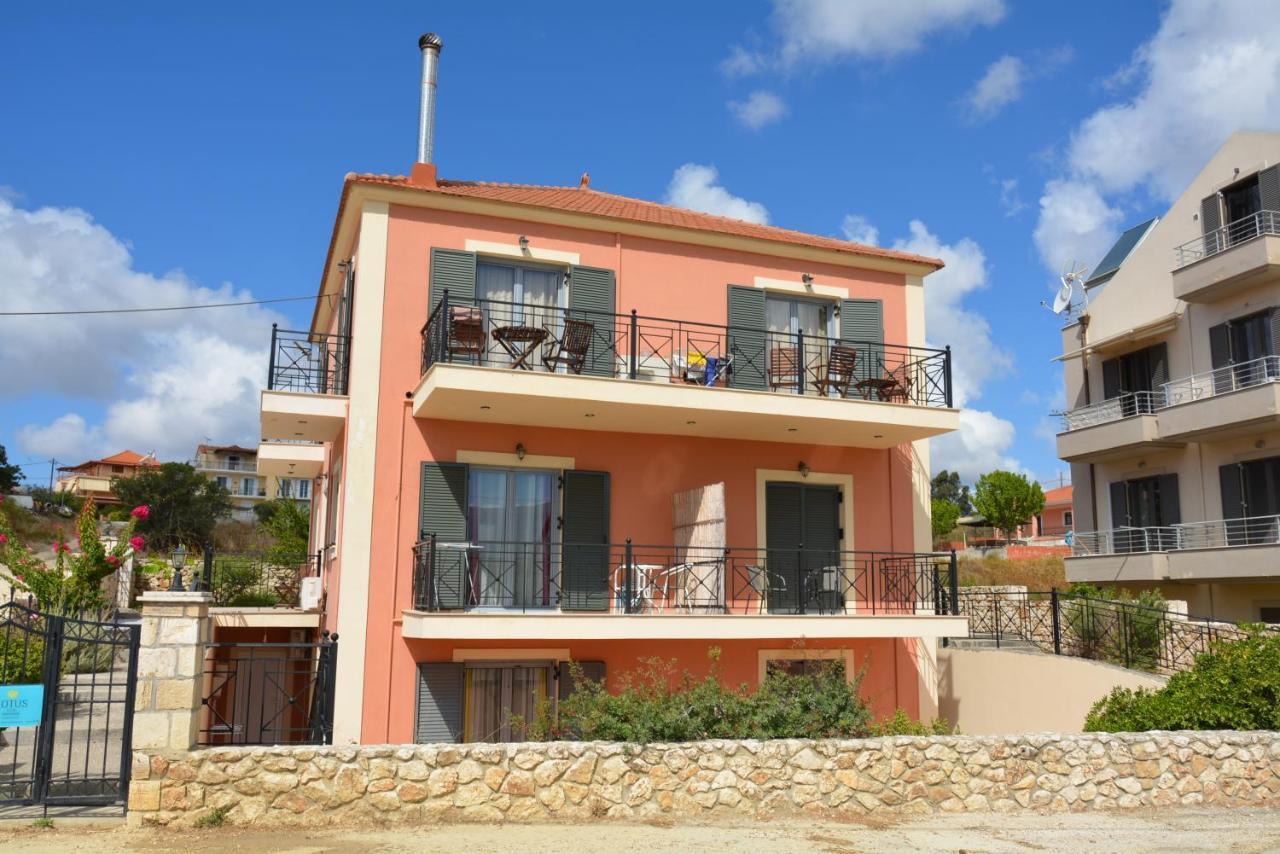 Lotus Sea View Apartments Lixouri Exterior foto