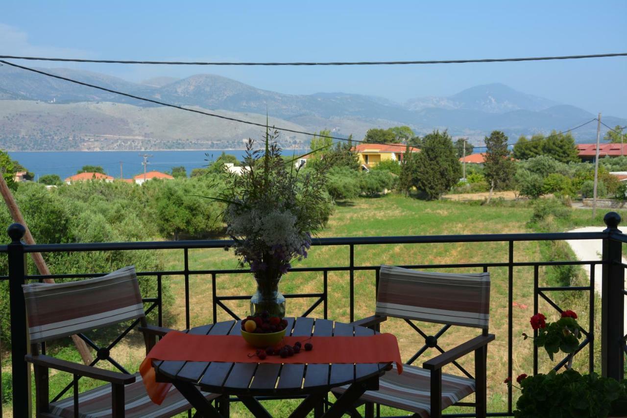 Lotus Sea View Apartments Lixouri Exterior foto