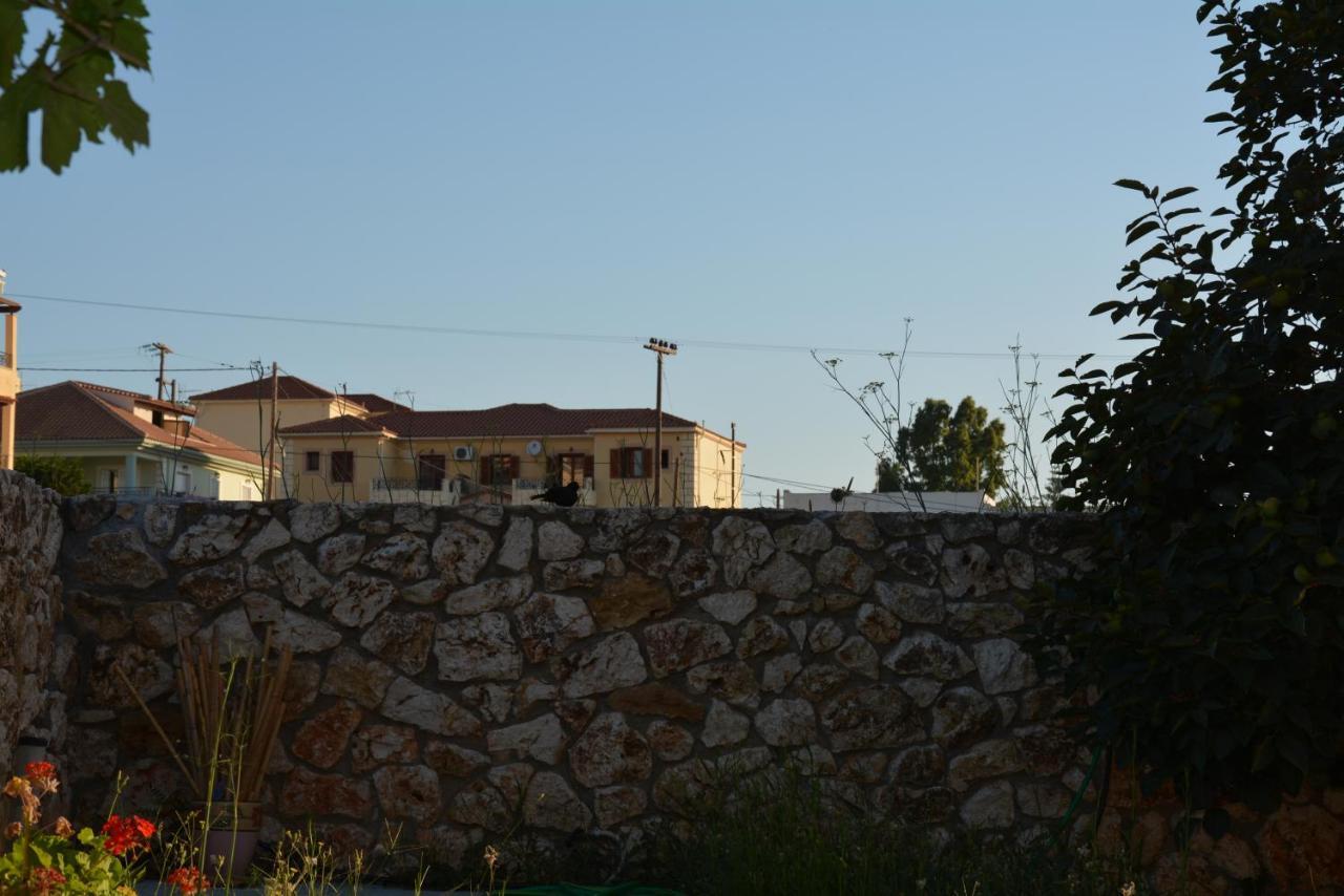 Lotus Sea View Apartments Lixouri Exterior foto